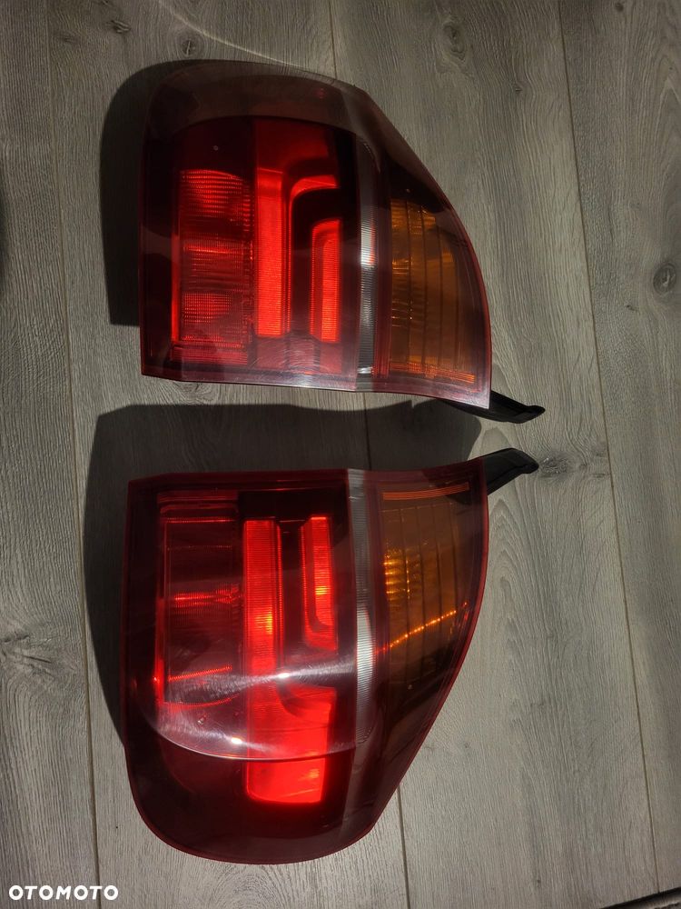 Bmw x5 e70 lampy tyl Europa - 6