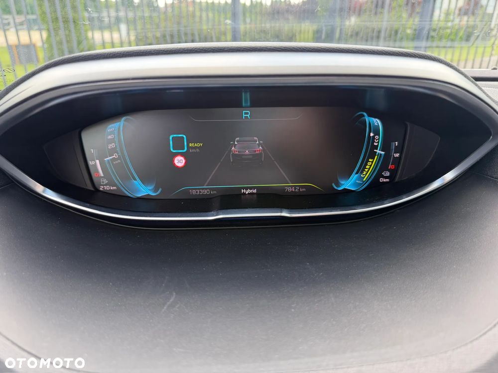 Peugeot 3008 1.6 PureTech Hybrid PHEV Active Pack S&S EAT8 - 24