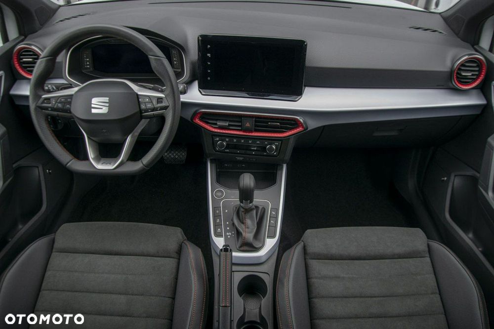 Seat Arona - 13