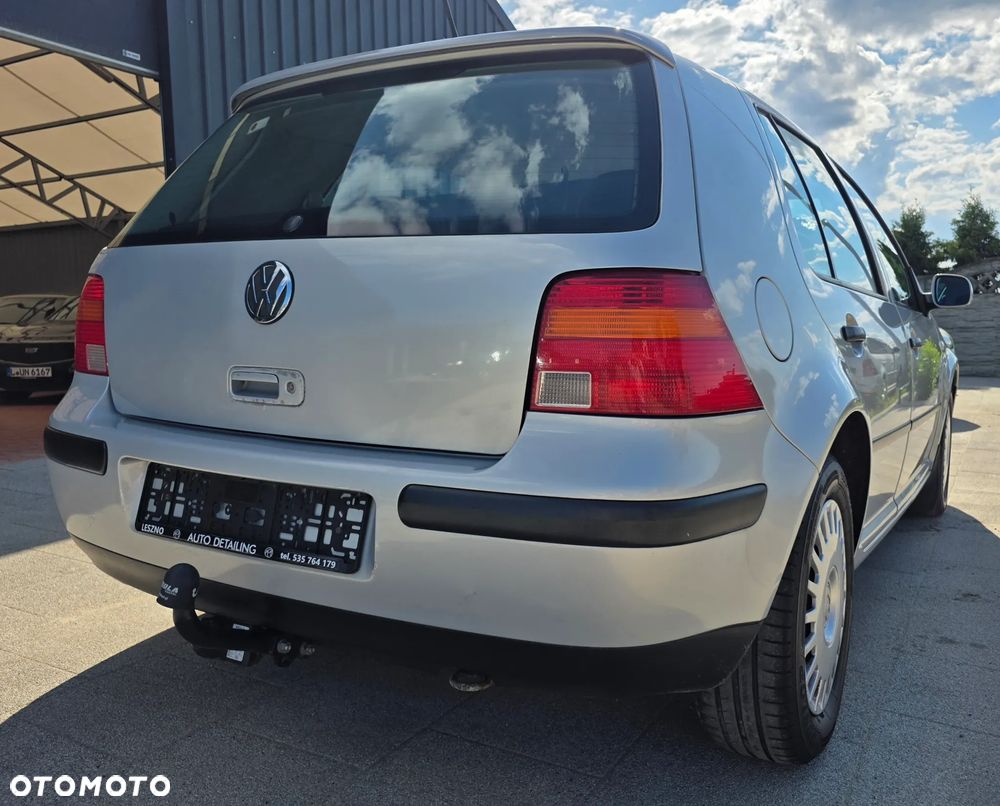 Volkswagen Golf 1.4 Comfortline - 6