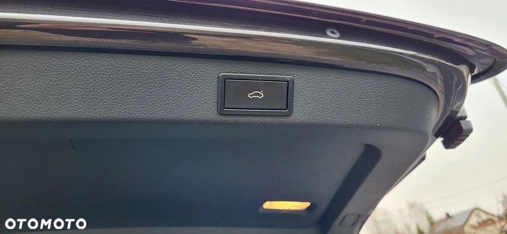 Skoda Superb 2.0 TDI Ambition DSG - 25