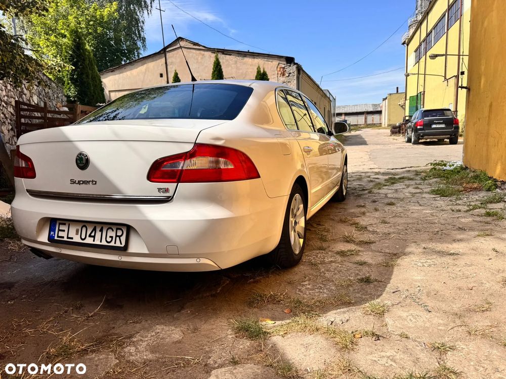 Skoda Superb 1.8 TSI Elegance - 4