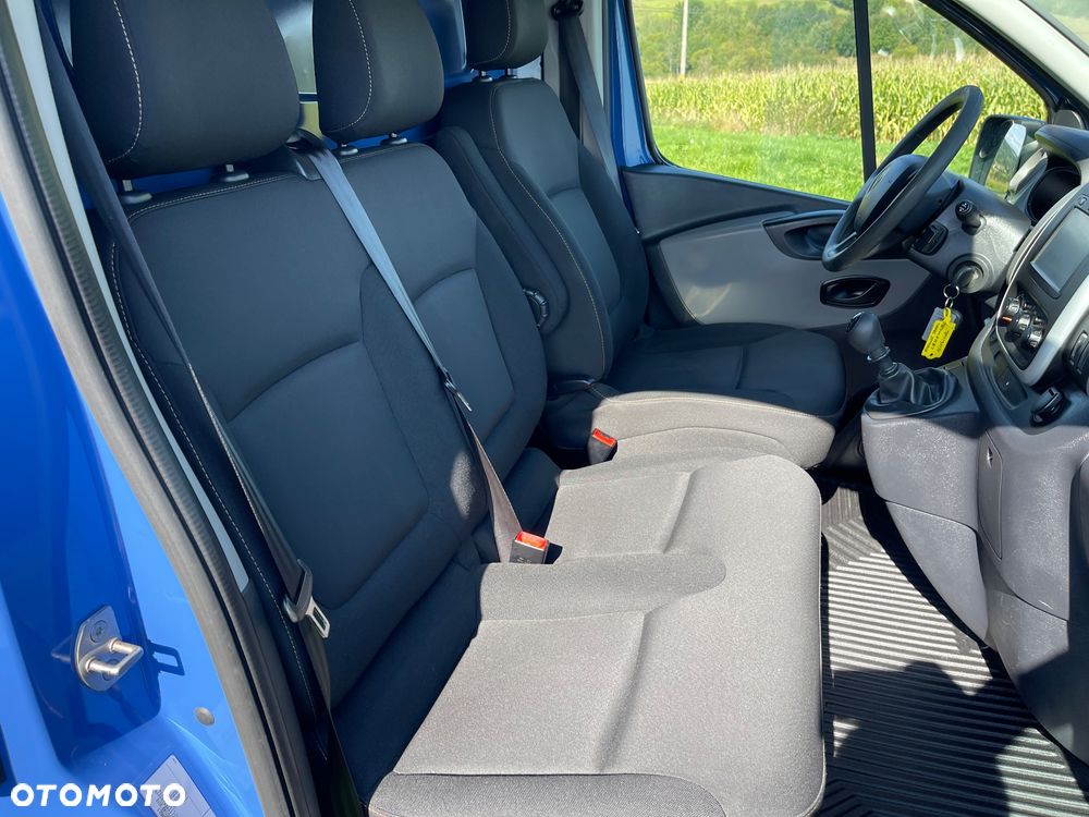 Renault Trafic - 22