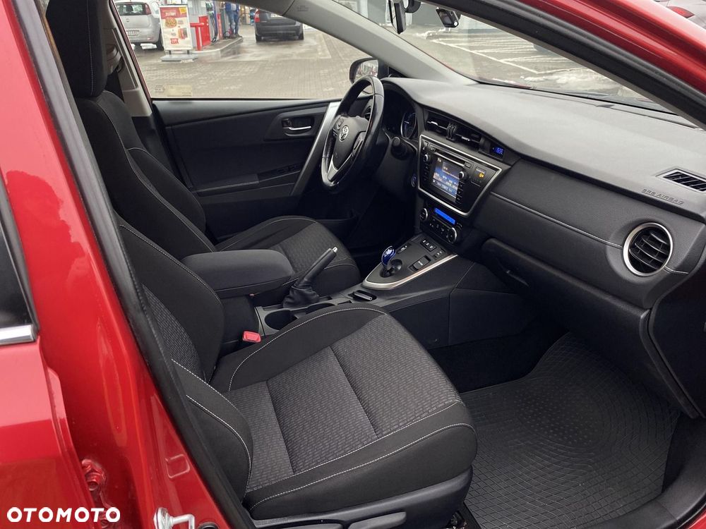 Toyota Auris - 21
