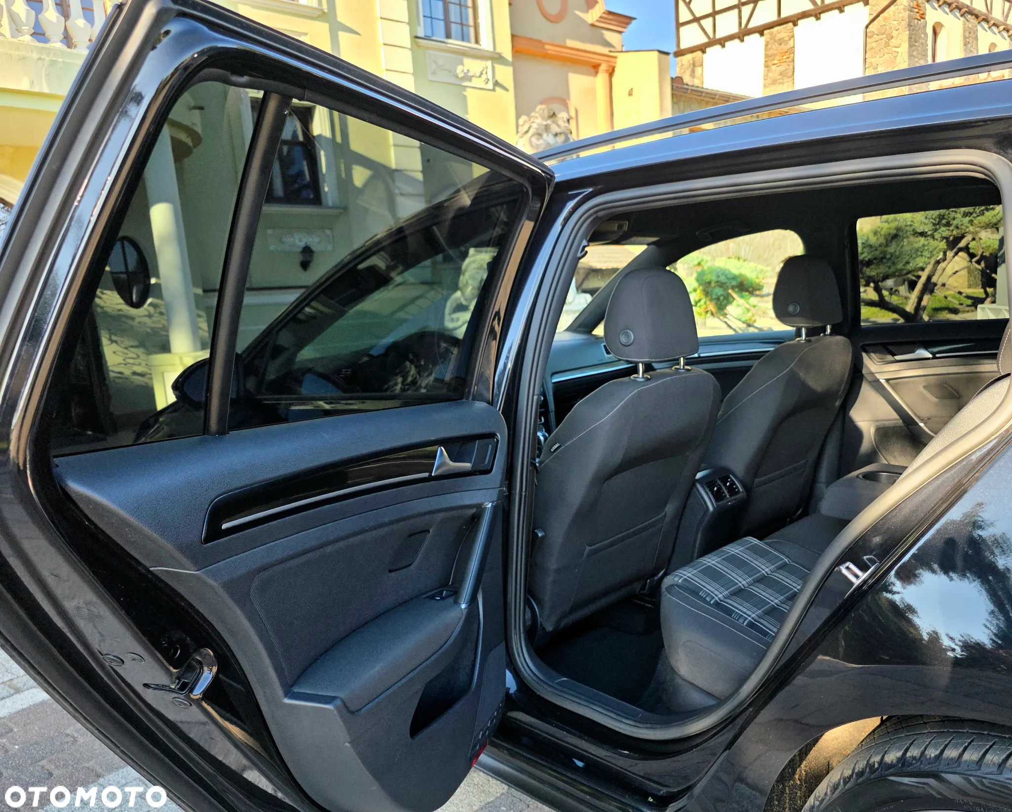 Volkswagen Golf VII 2.0 TDI BMT GTD DSG - 27