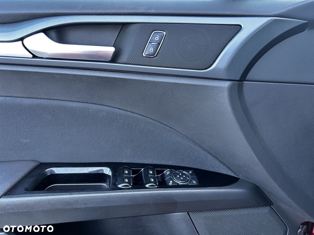 Ford Mondeo - 18