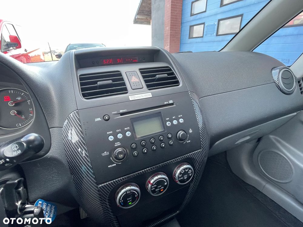 Suzuki SX4 1.6 VVT Streetline 4x2 Club - 14