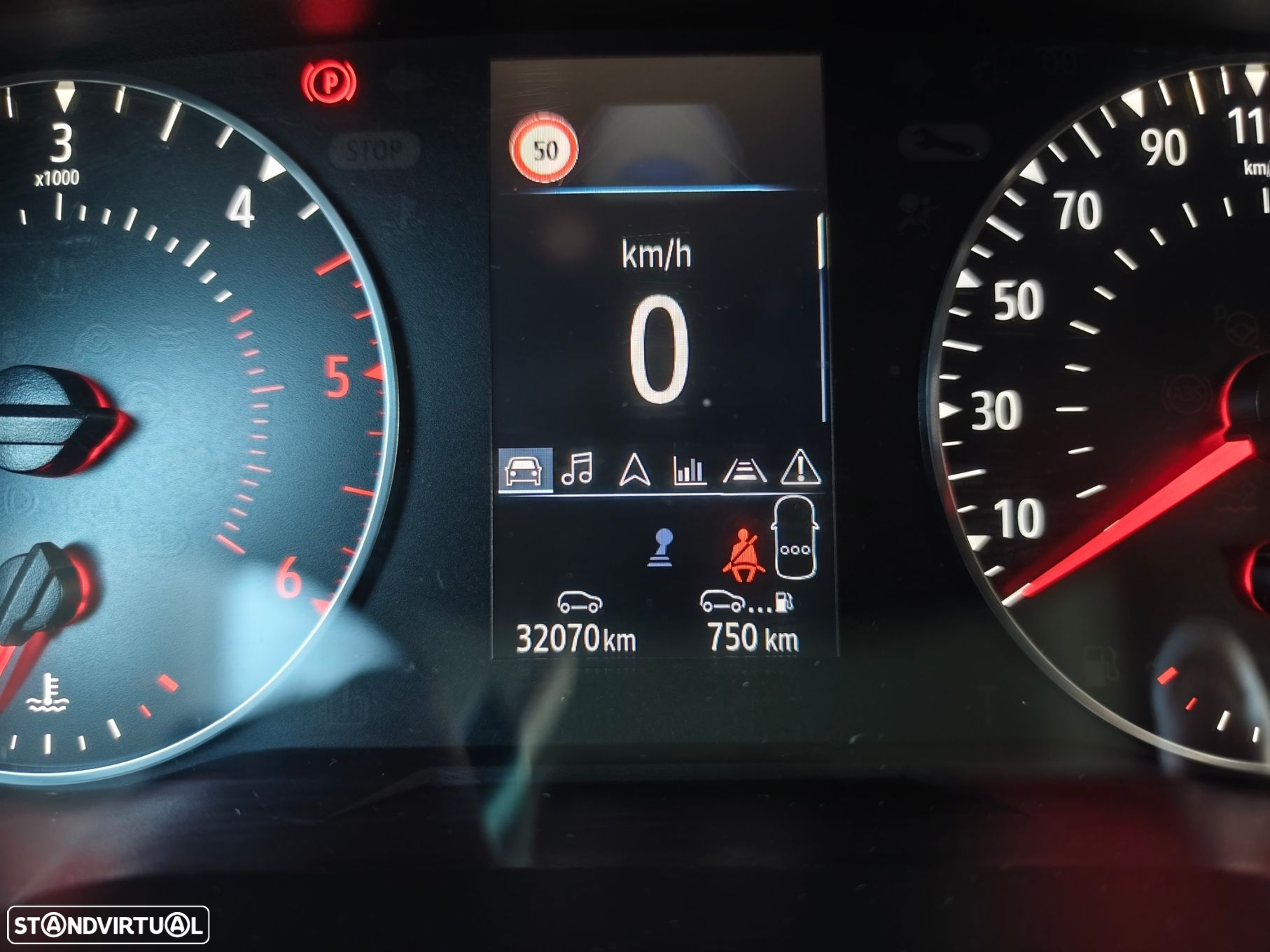 Renault Clio 1.5 Blue dCi Evolution - 10