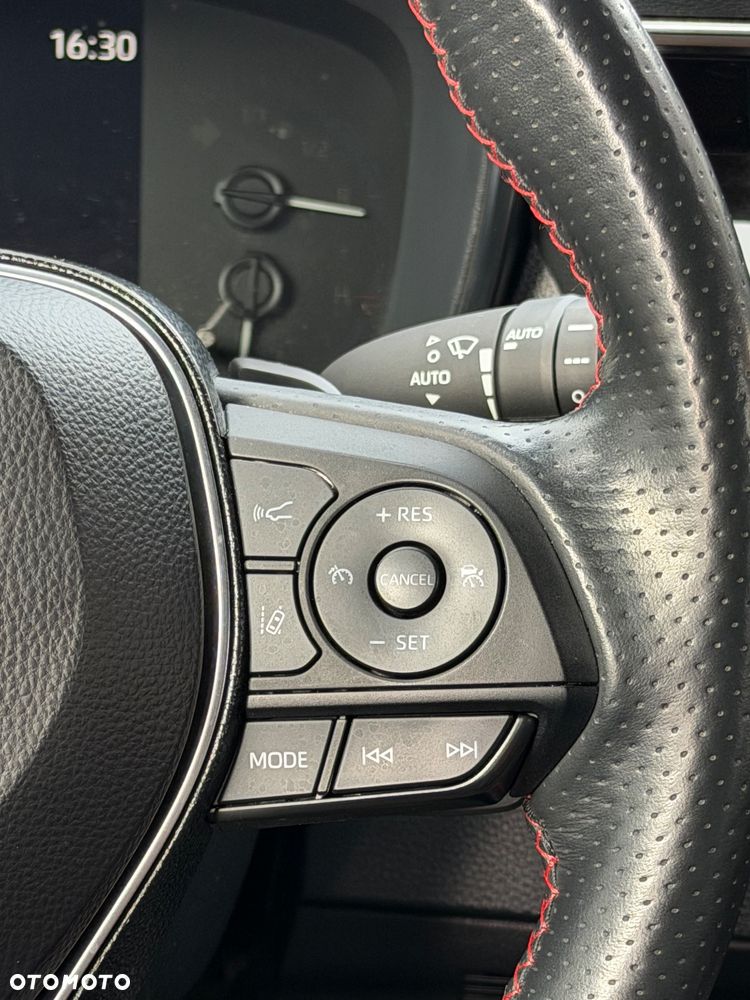 Toyota Corolla 2.0 Hybrid GR Sport - 16