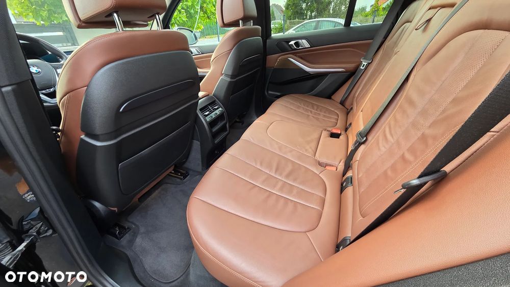 BMW X5 xDrive25d - 29