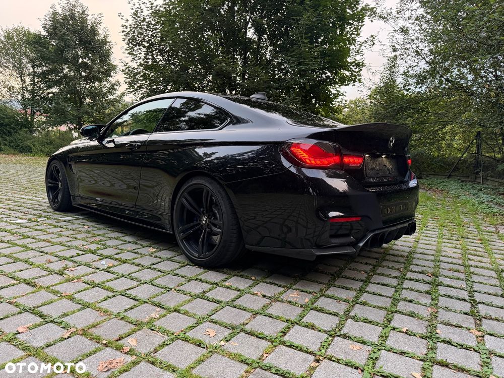BMW M4 - 5