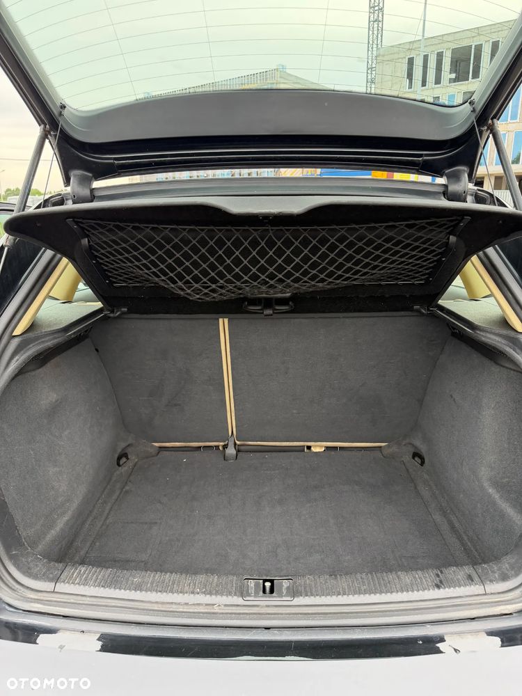 Audi A3 Sportback 1.6 TDI DPF Ambition S tronic - 15