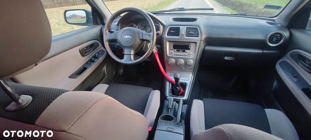 Subaru Impreza SW 2.0 RA - 14