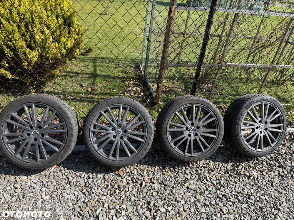 Volkswagen Golf 1.6 TDI BMT Comfortline - 10