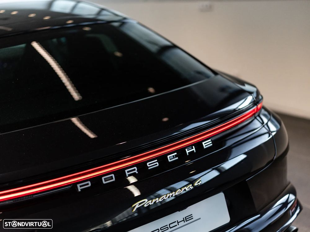 Porsche Panamera 4 E-Hybrid - 15