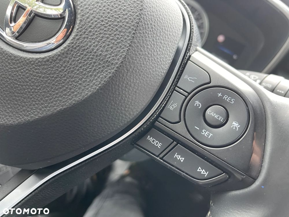 Toyota Corolla 1.8 Hybrid Executive - 21