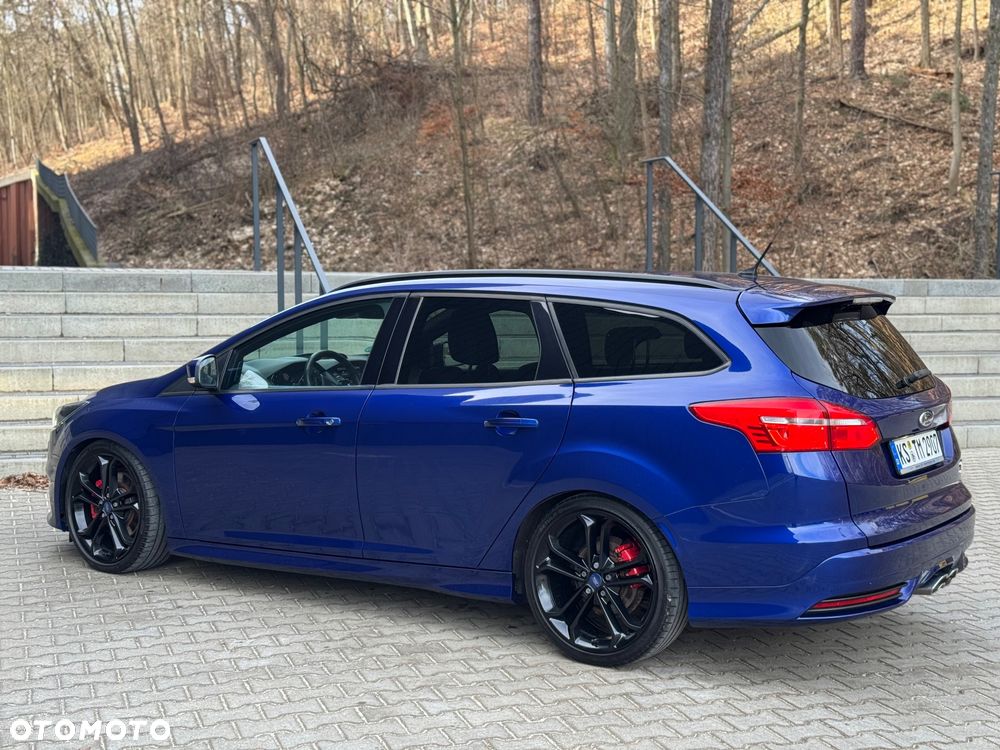 Ford Focus 2.0 TDCi ST - 16