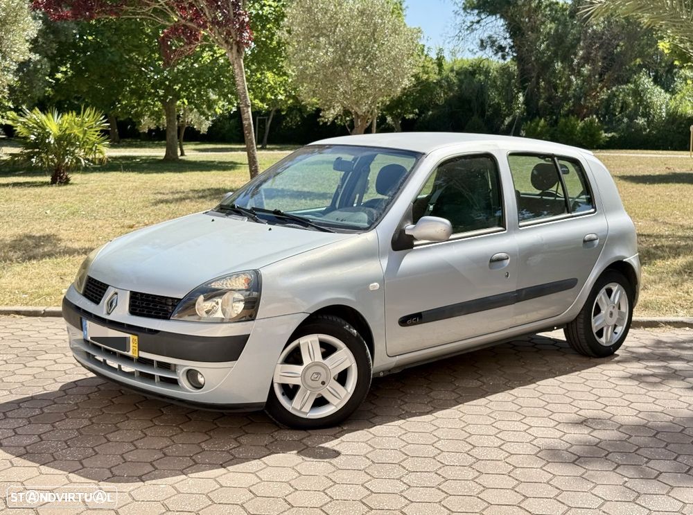Renault Clio 1.5 dCi Confort Dynamique - 1