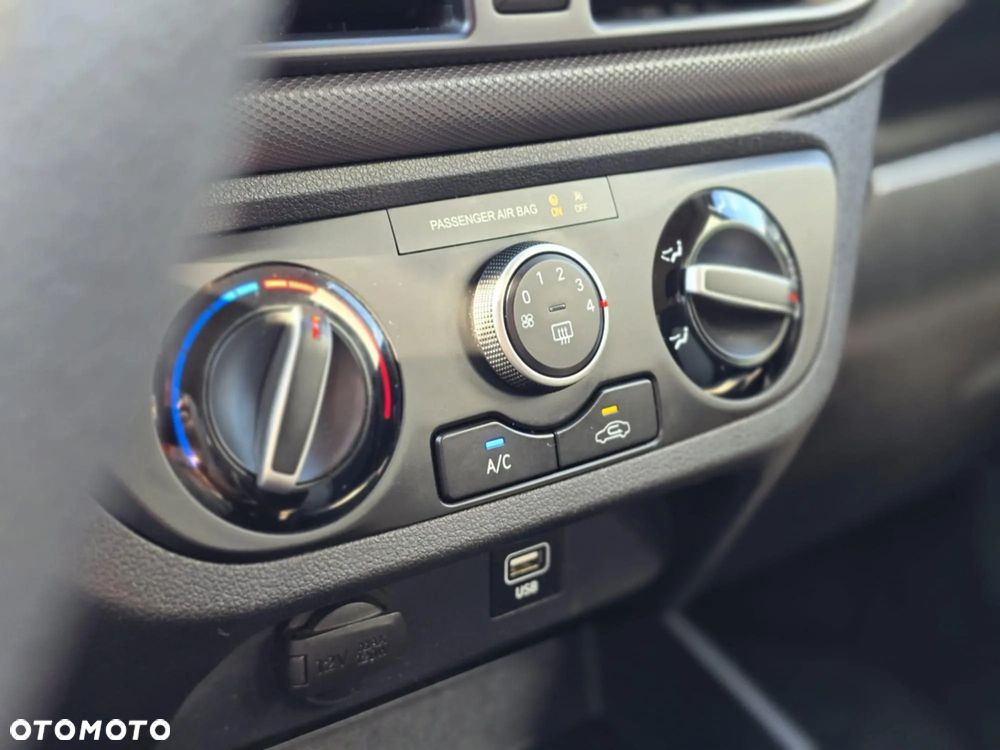 Hyundai i10 - 4