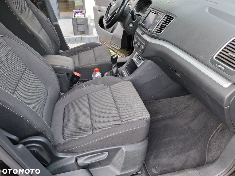 Volkswagen Sharan 2.0 TDI (BlueMotion Technology) Comfortline - 26