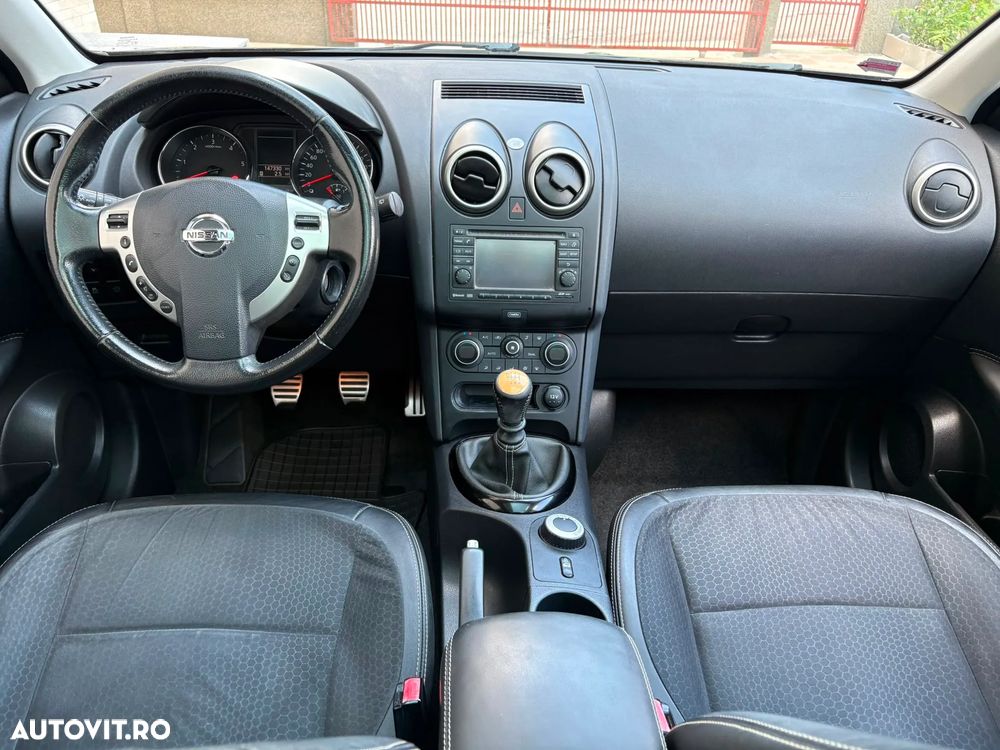 Nissan Qashqai 1.6 DCI 4 x 4 DPF Start/Stop tekna - 11