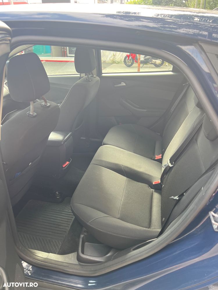 Ford Focus 2.0 TDCI ST-Line - 4