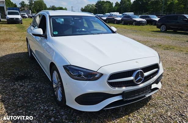 MERCEDES-BENZ Clasa C