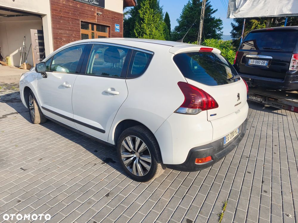 Peugeot 3008 1.2 PureTech Allure - 5