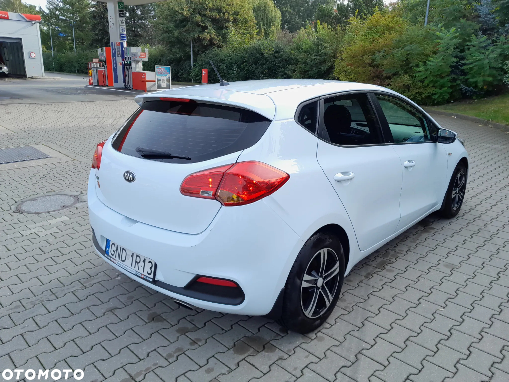 Kia Ceed - 4