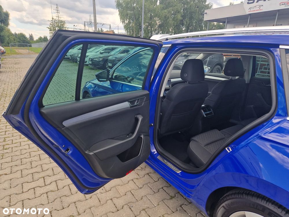 Skoda Superb 2.0 TDI SCR Active DSG - 27