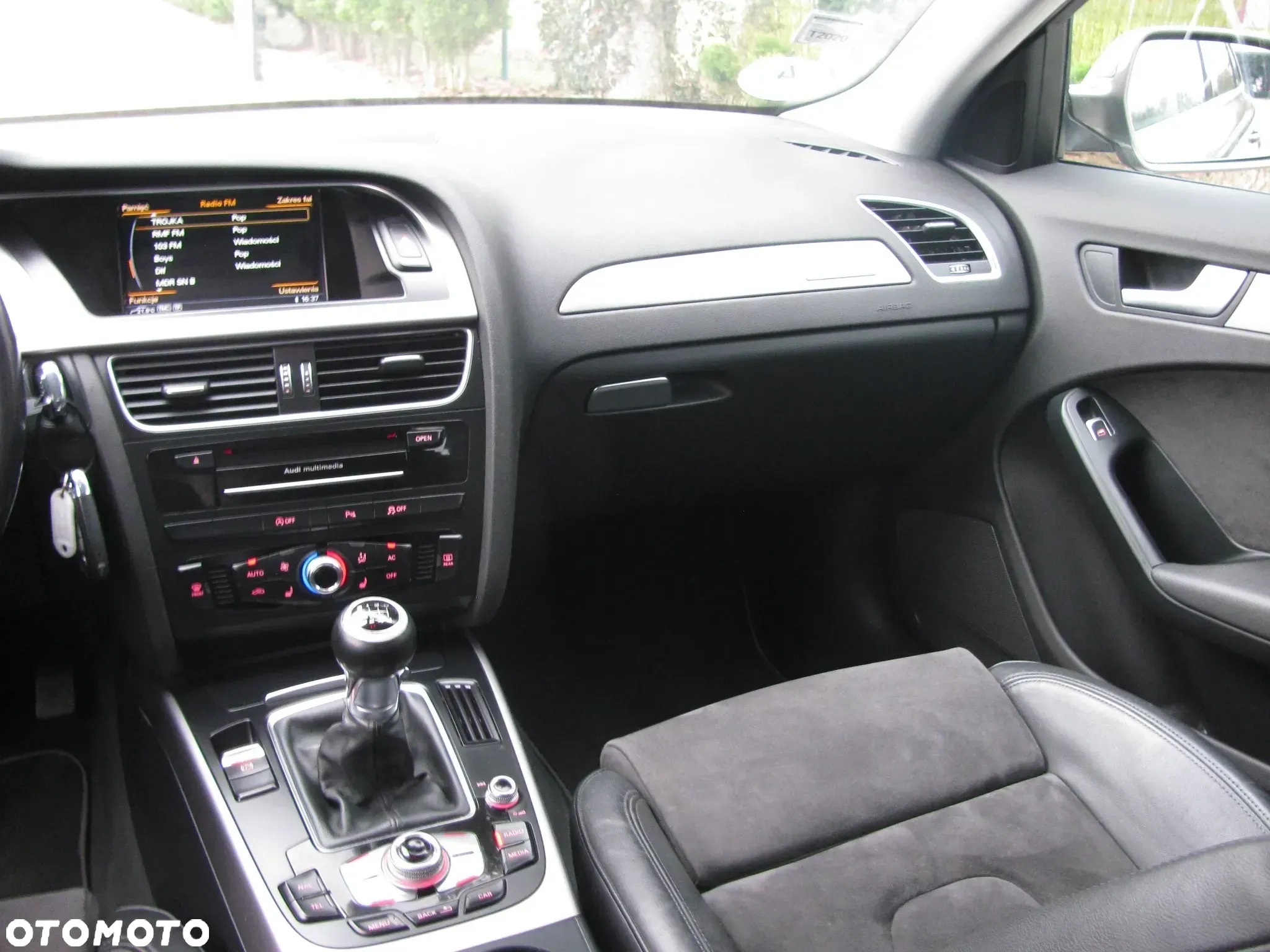 Audi A4 Avant 2.0 TDI DPF quattro Ambiente - 27