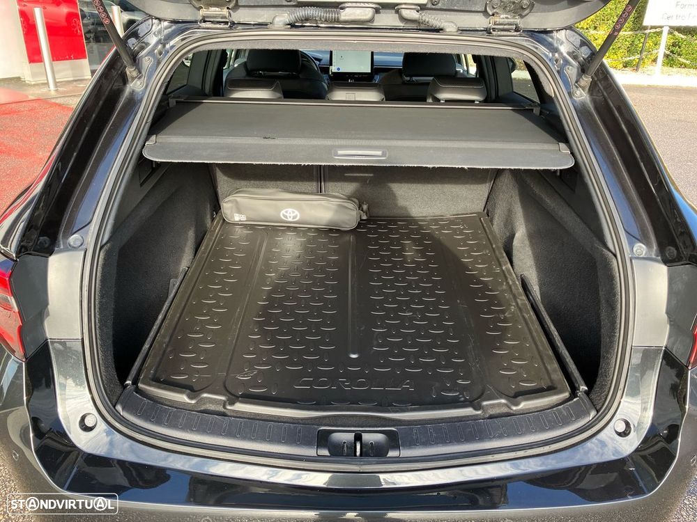 Toyota Corolla 1.8 Hybrid Comfort Plus — fotografia 10