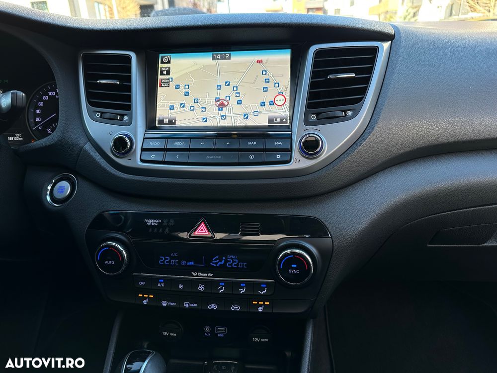 Hyundai Tucson 2.0 CRDI 4WD Automatik Style - 6