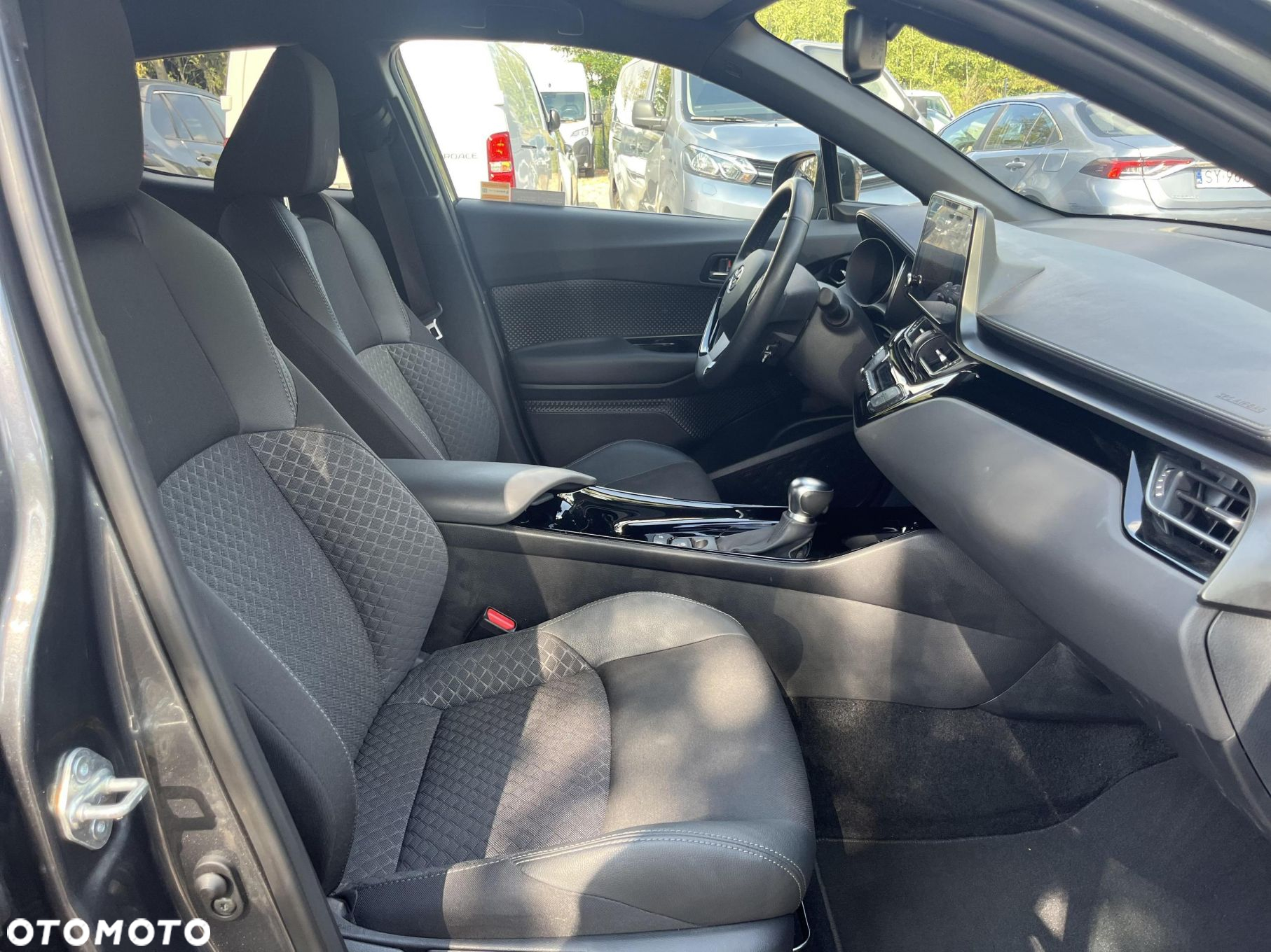 Toyota C-HR 1.8 Hybrid Style - 16