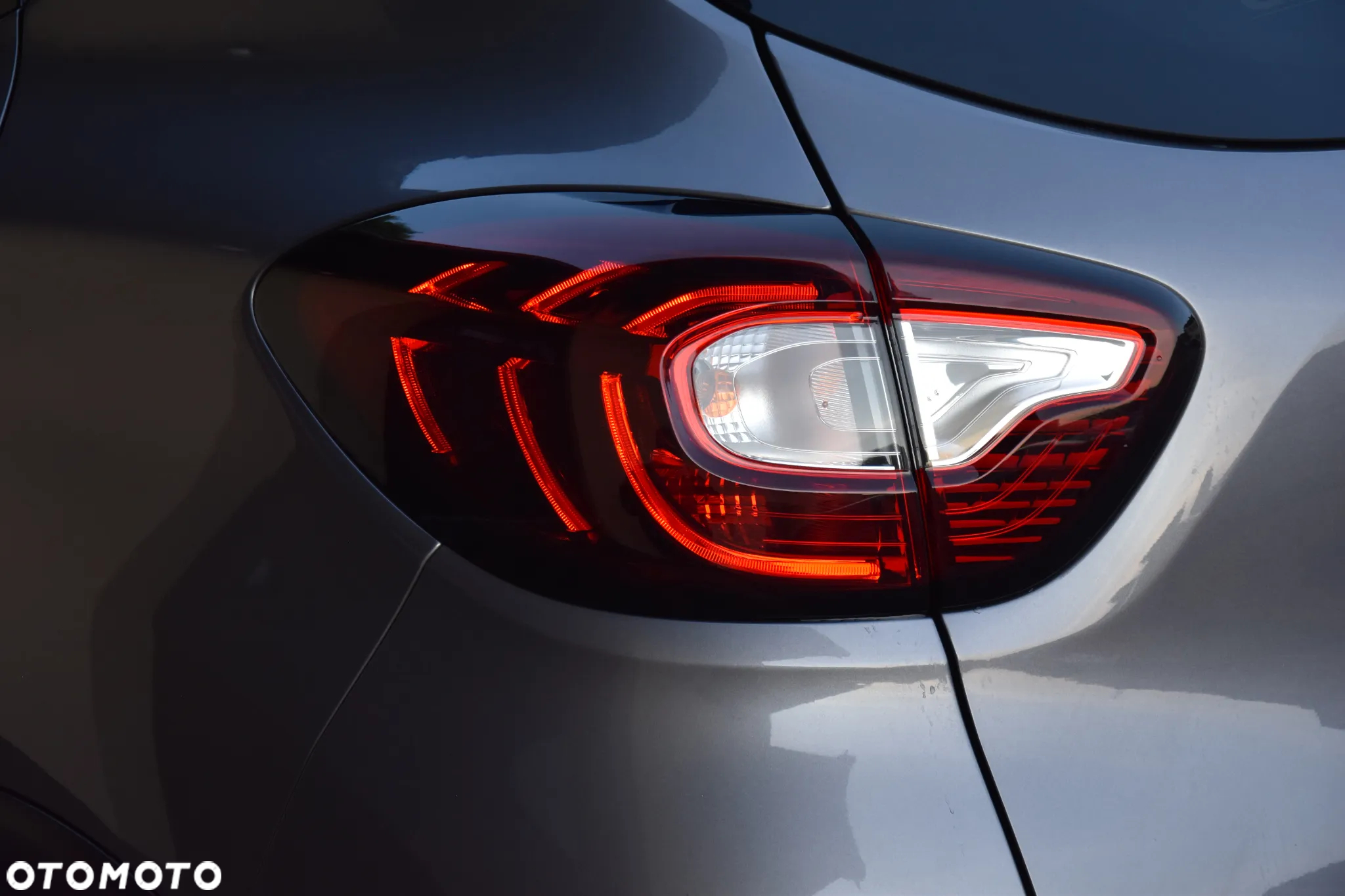 Renault Captur ENERGY TCe 120 EDC Bose Edition - 15