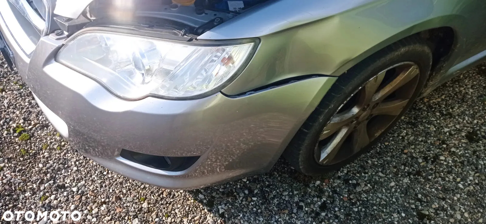 Subaru Legacy - 18