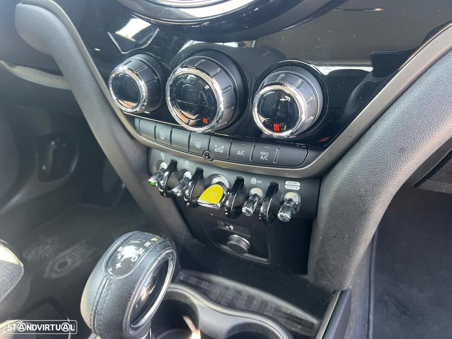 MINI Countryman Cooper SE Premium Essential Auto - 8