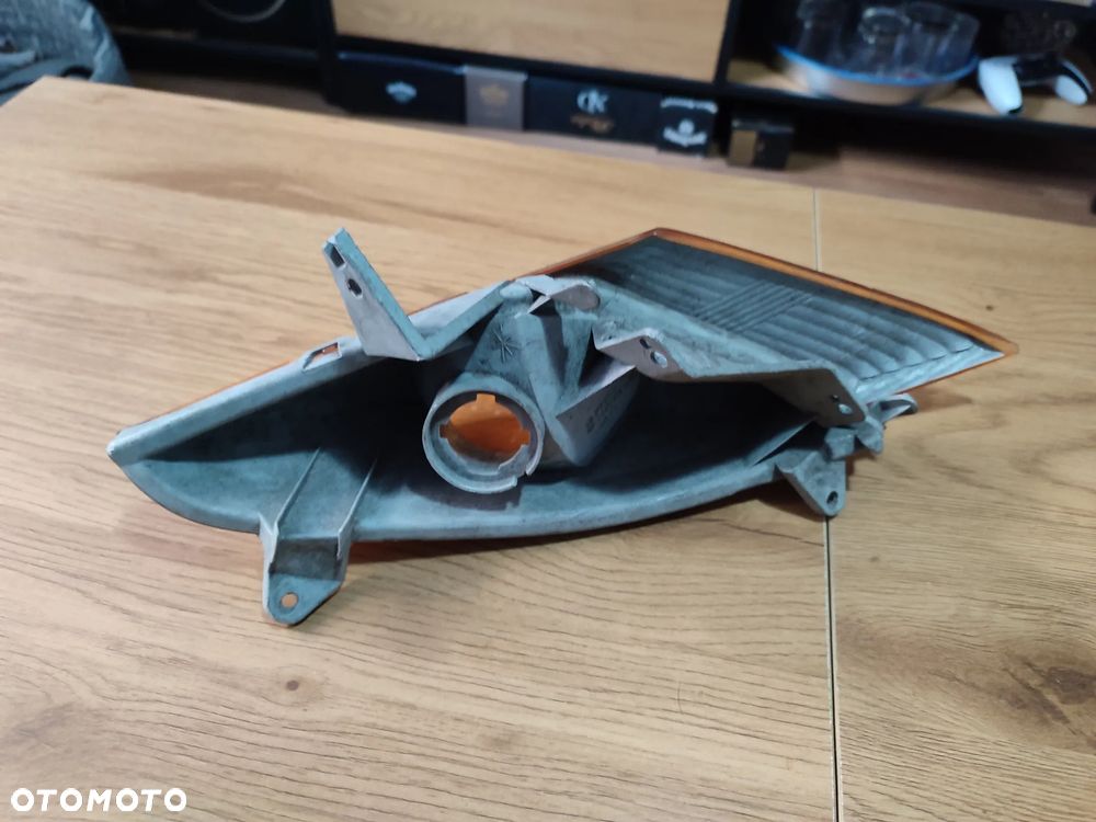 Kierunkowskaz lewy przód Suzuki Burgman 400 - 7