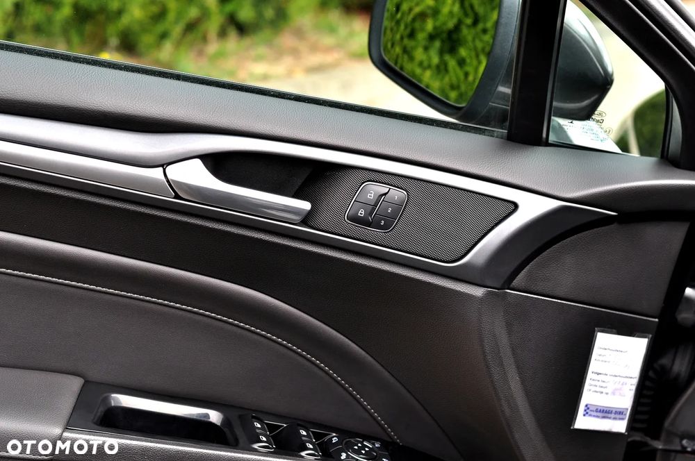 Ford Mondeo 2.0 TDCi Titanium PowerShift - 16
