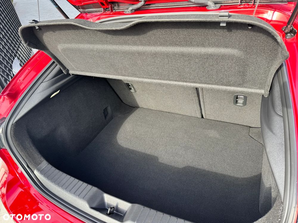 Mazda 3 e-SKYACTIV-G 150 M HYBRID DRIVE PRIME-LINE - 29