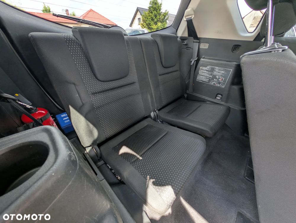 Toyota Corolla Verso 2.2 D-4D Sol + 7os - 19