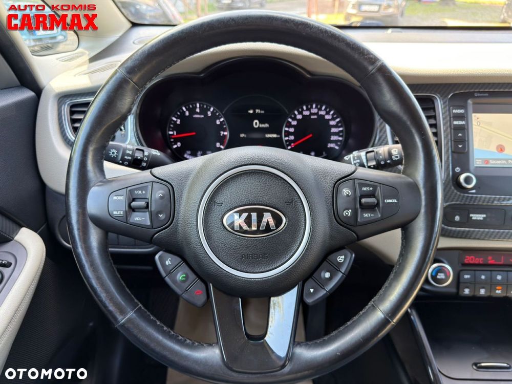 Kia Carens - 22
