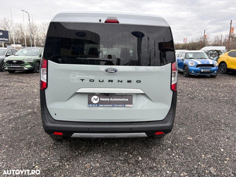 Ford Tourneo Courier - 6