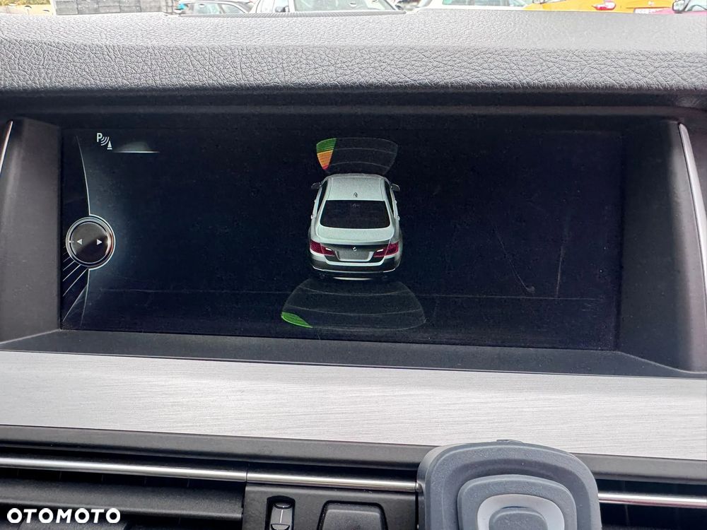 BMW Seria 5 520d xDrive Luxury Line - 31