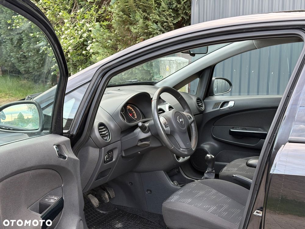 Opel Corsa - 10