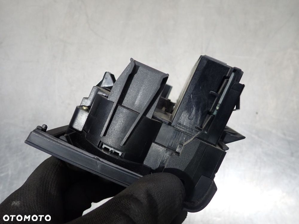 PANEL STEROWANIA NAWIEWU KLIMATYZACJI AUDI A3 8P 2.0 TDI BKD 8P0820043D - 3