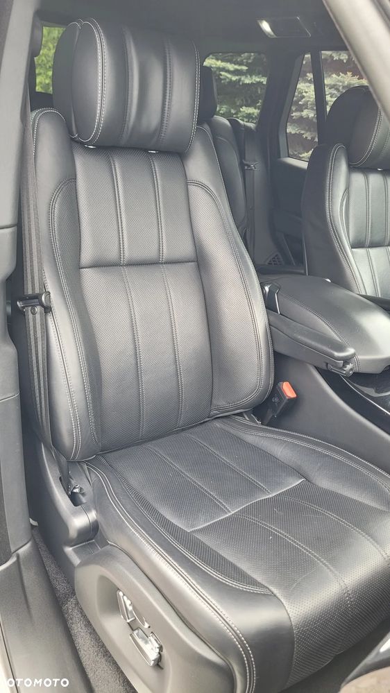 Land Rover Range Rover 4.4SD V8 AB Black - 25