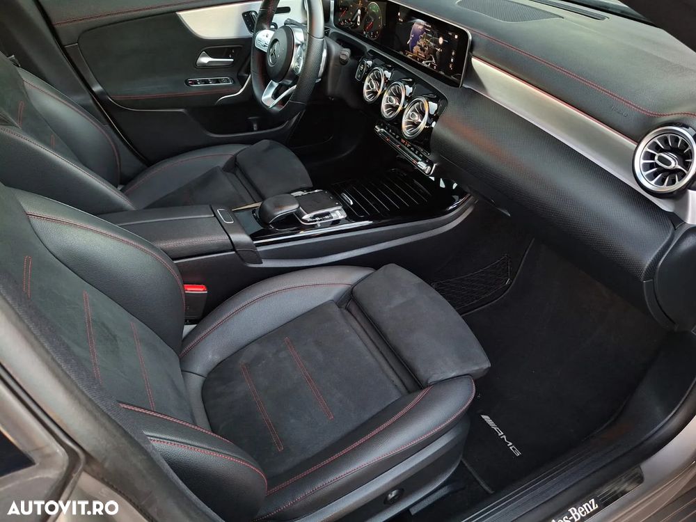 Mercedes-Benz CLA - 11