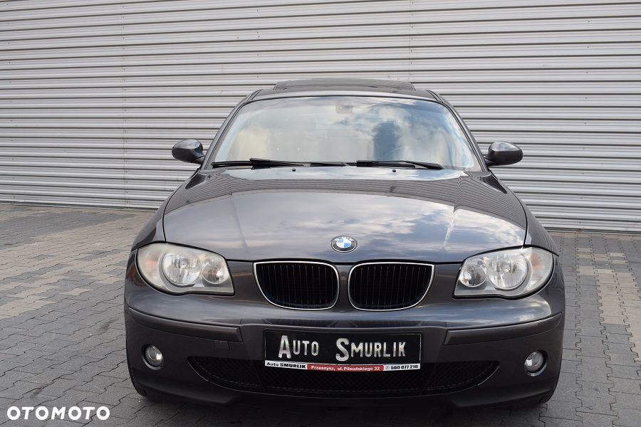 BMW Seria 1 116i - 25