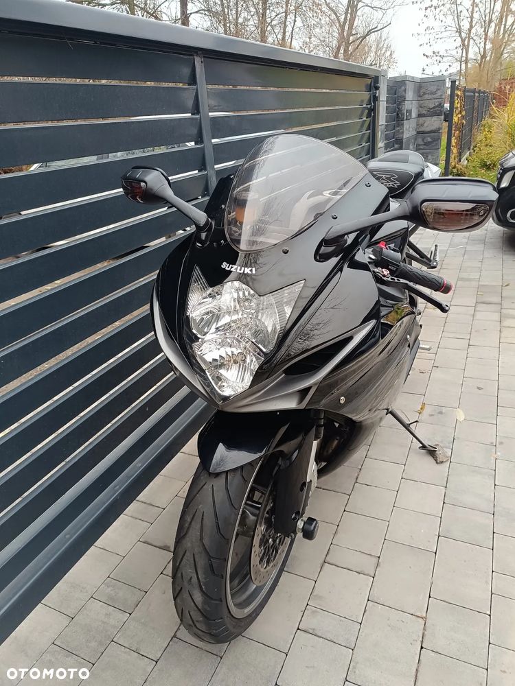 Suzuki GSX-R - 5